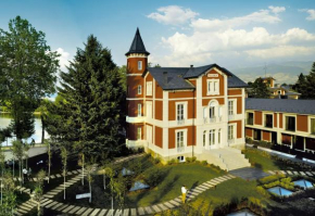 Отель Hotel Villa Paulita  Пучсерда